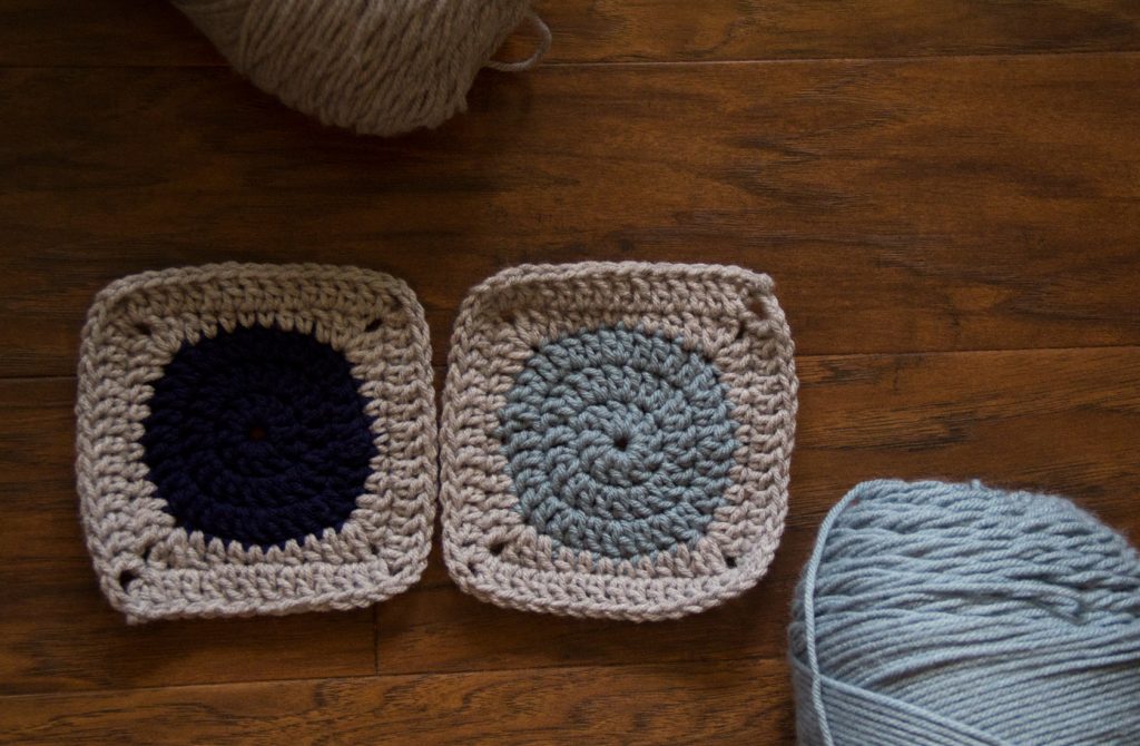 Circle to Square Granny Square - Round 5
